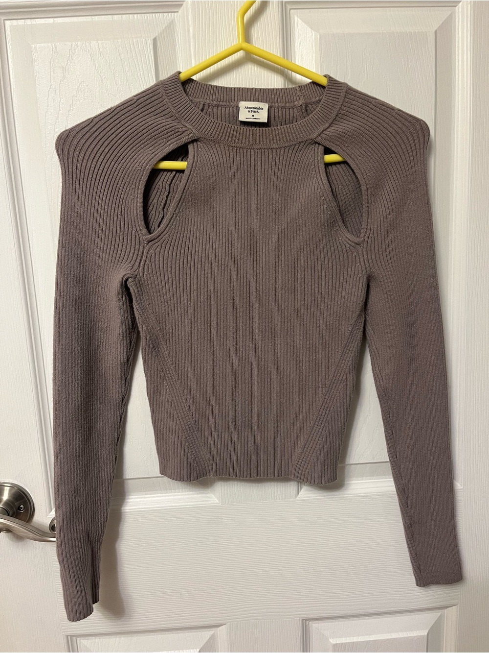 Abercrombie & Fitch Ribbed Cutout Sweater Mauve Taupe Women’s M